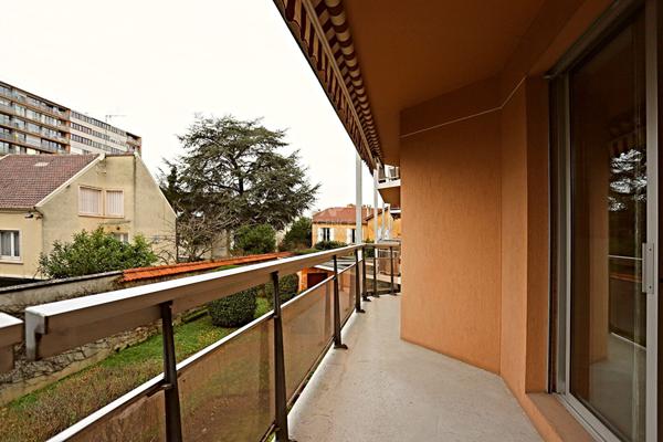 Appartement Nanterre 4 pièce(s) 88 m2 €405 000 ** - Référence 15331