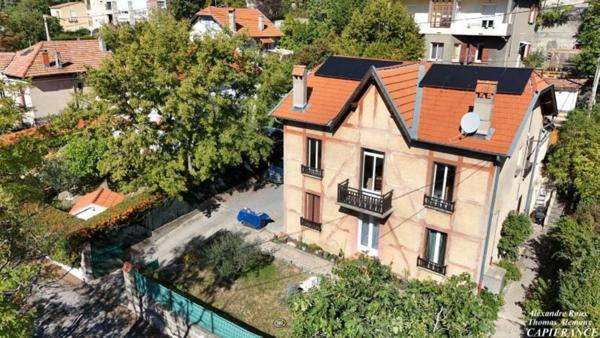 DIGNE-LES-BAINS (04) – Maison bourgeoise rénovée – 2 logements indépendants