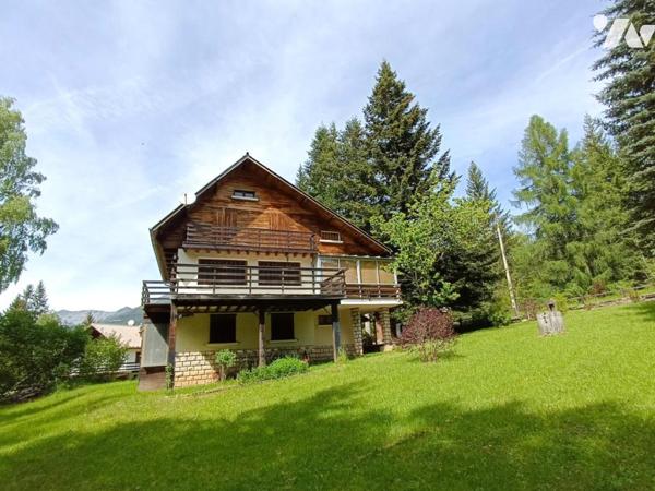 Vente Chalet T6 à rafraichir avec grand garage sur SEYNE