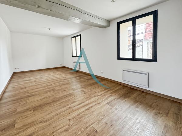 Duplex Centre ville Ballancourt 76,15 m²