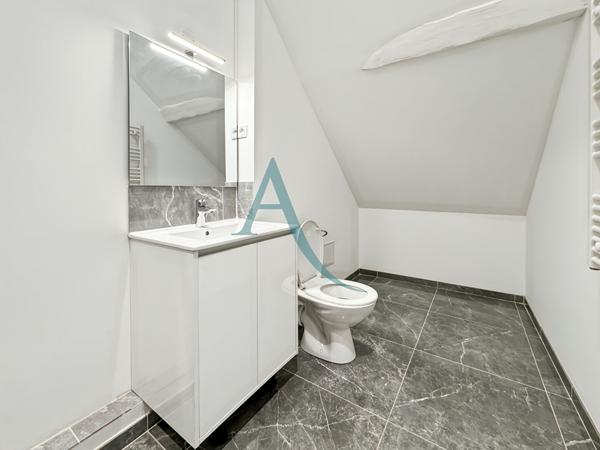 Duplex Centre ville Ballancourt 76,15 m²