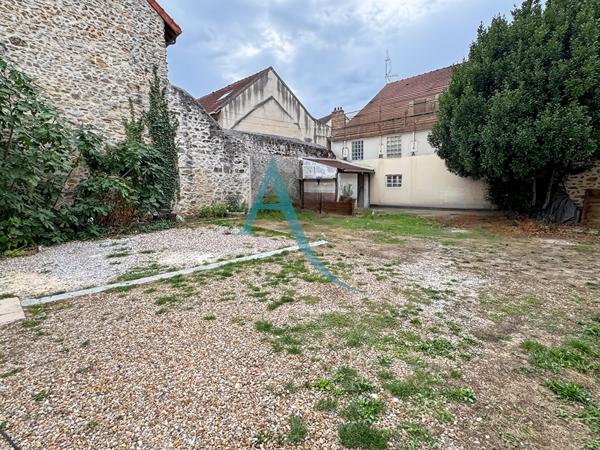 Duplex Centre ville Ballancourt 76,15 m²