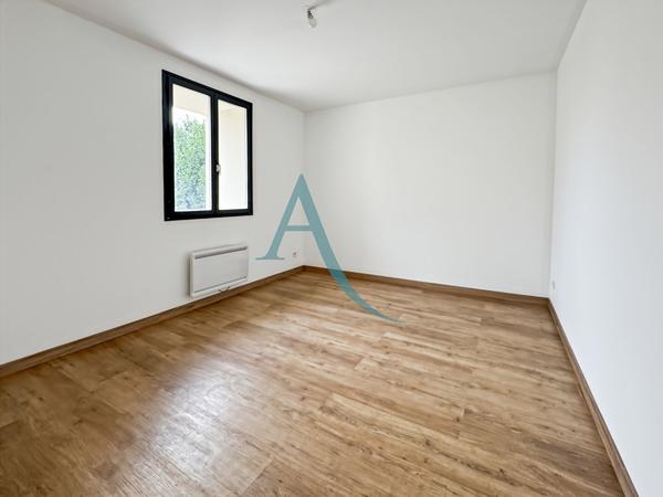 Duplex Centre ville Ballancourt 76,15 m²
