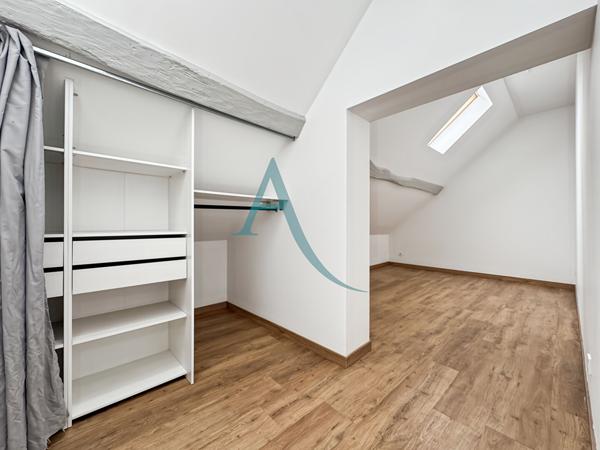 Duplex Centre ville Ballancourt 76,15 m²