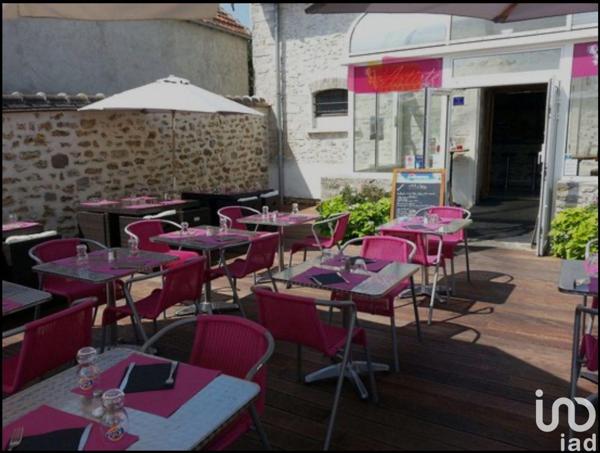 Restaurant à vendre 251 m² Vaux-le-Pénil