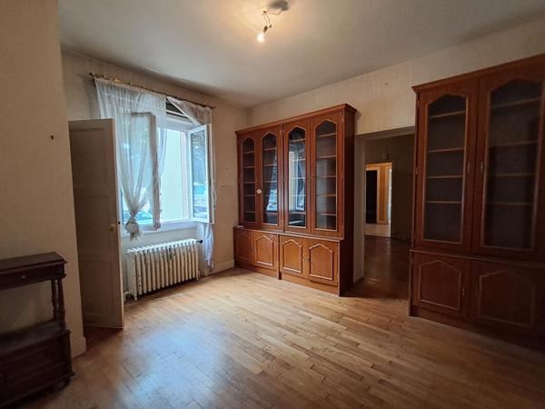 EXCLUSIVITE - Appartement  120m2 à rénover - Chalon Sur Saône