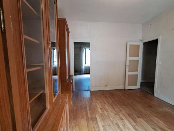 EXCLUSIVITE - Appartement  120m2 à rénover - Chalon Sur Saône