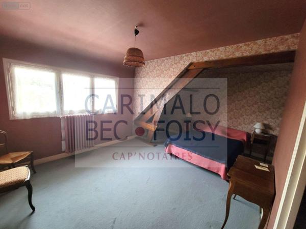 Maison à vendre à Cloyes-les-Trois-Rivières dans l'Eure-et-Loir (28220), ref : RCA/843   
Centre-ville