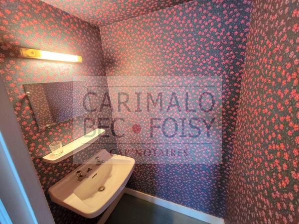 Maison à vendre à Cloyes-les-Trois-Rivières dans l'Eure-et-Loir (28220), ref : RCA/843   
Centre-ville