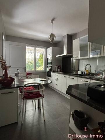 Maison à vendre 6 pièces de 131 m²