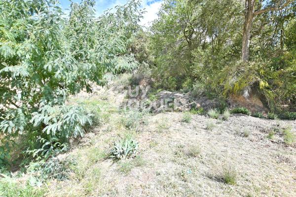 Terrain constructible de 735 m2