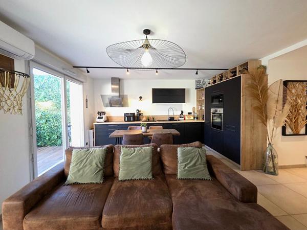 Maison familiale moderne à Rillieux Village