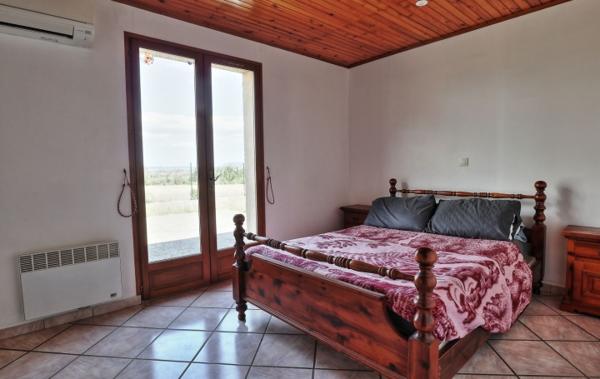 Vente Villa Avec garage double à rafraîchir Castelnau-d'aude   