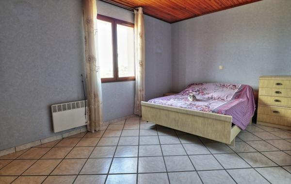 Vente Villa Avec garage double à rafraîchir Castelnau-d'aude   