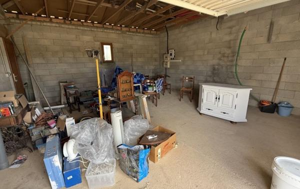 Vente Villa Avec garage double à rafraîchir Castelnau-d'aude   