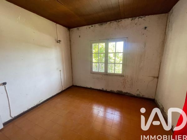 Immeuble à vendre 300 m² Saint-Pierre