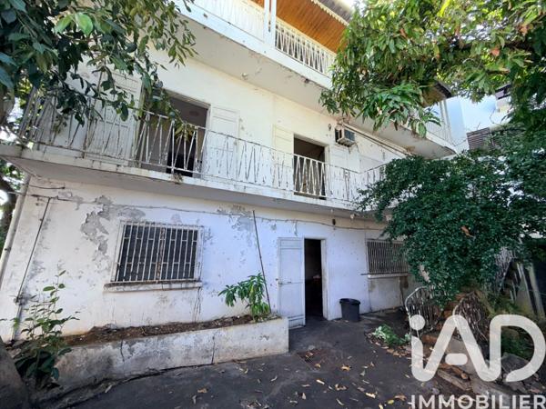Immeuble à vendre 300 m² Saint-Pierre