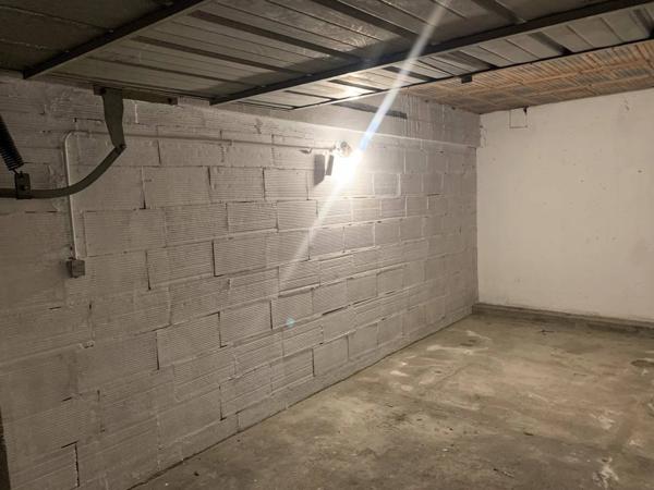 GARAGE A LOUER