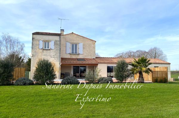 Chermignac (17460) CHERMIGNAC : Magnifique propriété rénovée 6 chambres. Idéale pour activité de chambres d'hôte, grande f