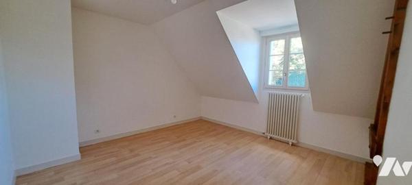 Maison à Soulaire-et-Bourg