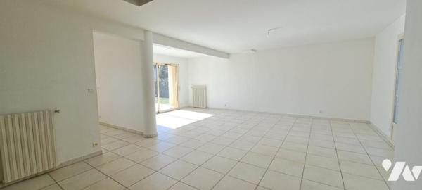 Maison à Soulaire-et-Bourg