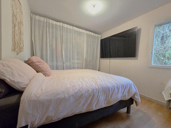 Achat vente var proche toulon solliès appartement re-de-villa rez-de-chaussée rez-de-jardin