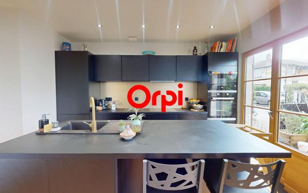 Appartement à vendre    4 pièces • 66 m2 Vaulx-en-Velin