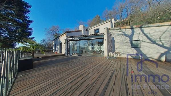 SUPERBE MAISON SUR VILLARS