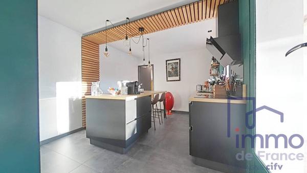 SUPERBE MAISON SUR VILLARS