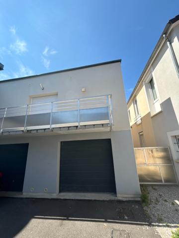 APPARTEMENT RECENT
