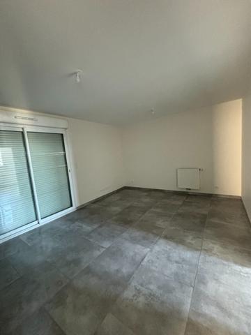 APPARTEMENT RECENT