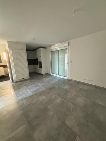 APPARTEMENT RECENT