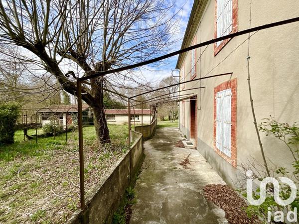Maison 5 pièces de 108 m² à Saint-Privat-des-Vieux (30340)