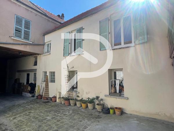 Immeuble 5 pièces 111 m2
