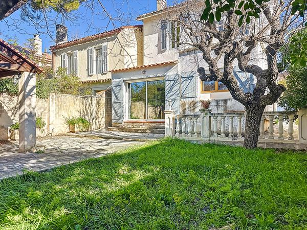 Maison à vendre à Plan de Cuques centre  - 4 pièces avec jardin