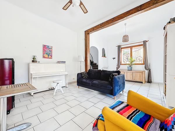 Maison à vendre à Plan de Cuques centre  - 4 pièces avec jardin