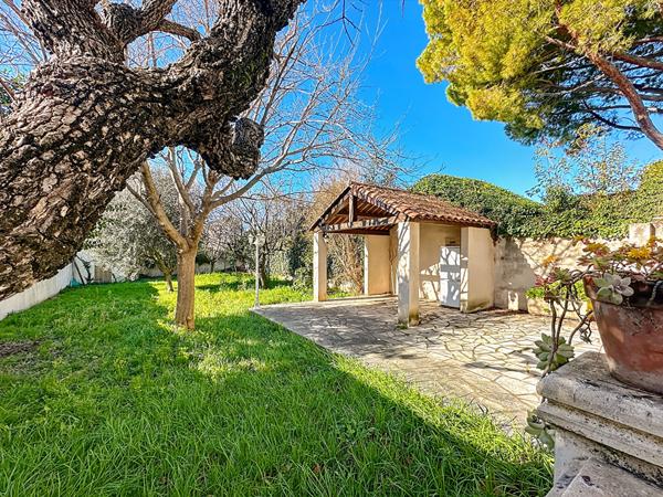 Maison à vendre à Plan de Cuques centre  - 4 pièces avec jardin