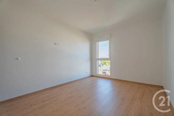 Appartement F4 à vendre  4 pièces - 127,28 m 2   METZ  - 57