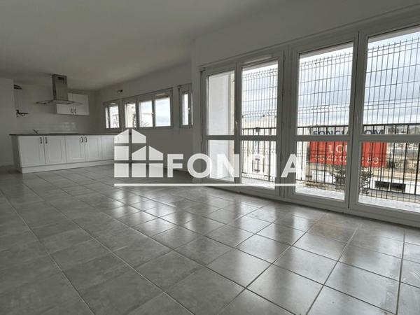 À vendre Appartement 4 pièces 83.86 m² - Châtellerault 86100