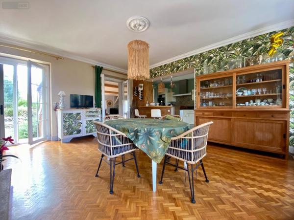 Maison à vendre à Saint-Quentin-de-Baron en Gironde (33750), ref : 11633/468