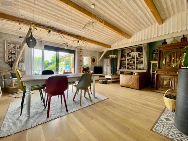 Maison à vendre à Saint-Quentin-de-Baron en Gironde (33750), ref : 11633/468