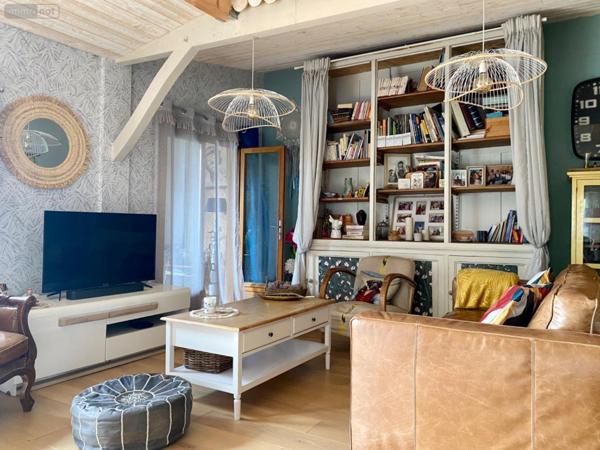 Maison à vendre à Saint-Quentin-de-Baron en Gironde (33750), ref : 11633/468