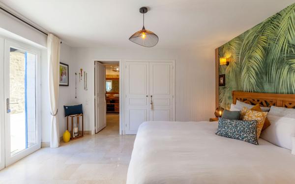 Maison à vendre    10 pièces • 370 m2 Forcalquier