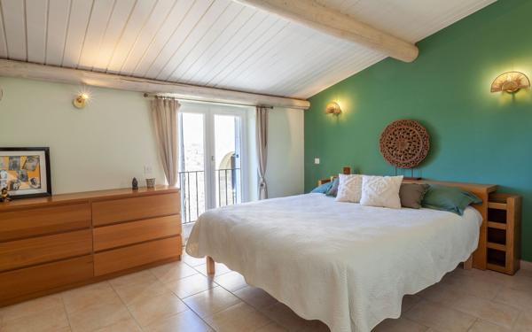 Maison à vendre    10 pièces • 370 m2 Forcalquier