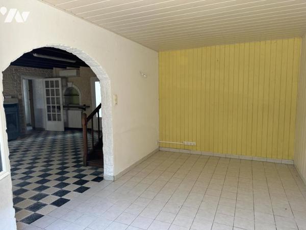 Maison avec trois chambres 