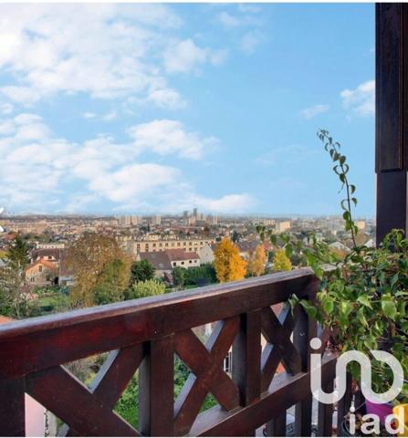 Duplex 4 pièces de 84 m² à Thiais (94320)