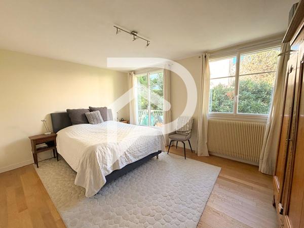 Appartement 5 pièces 154.28 m2