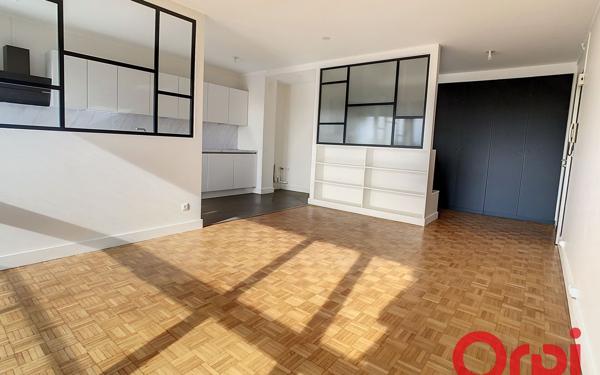 Appartement à louer    4 pièces • 81,59 m2 Thiais