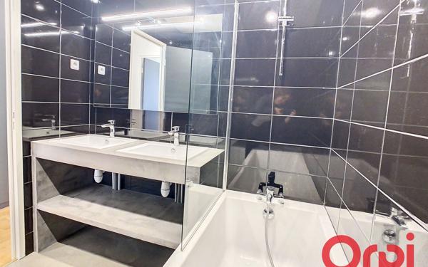 Appartement à louer    4 pièces • 81,59 m2 Thiais