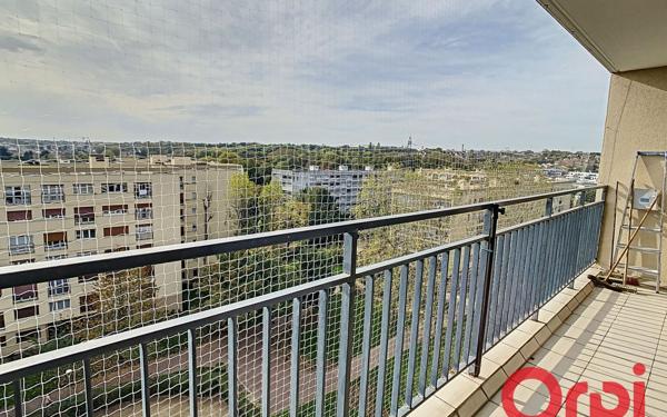 Appartement à louer    4 pièces • 81,59 m2 Thiais